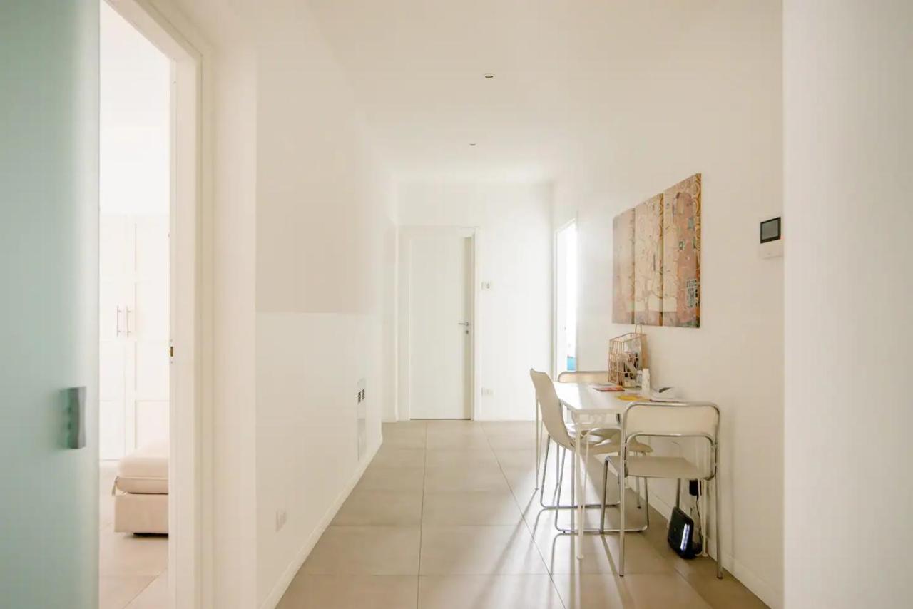 Guesthouse Tree Rooms Modern Bergamo Exteriör bild