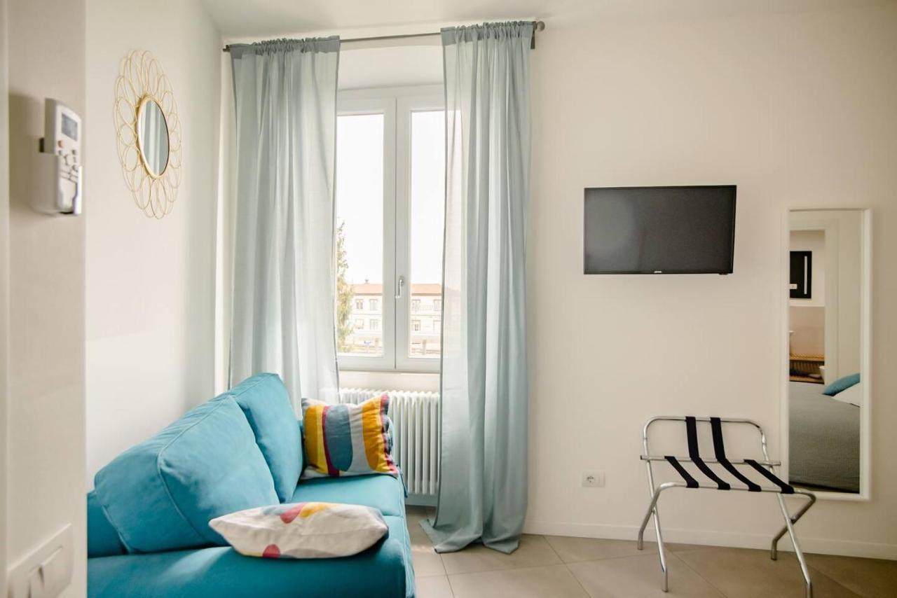 Guesthouse Tree Rooms Modern Bergamo Exteriör bild